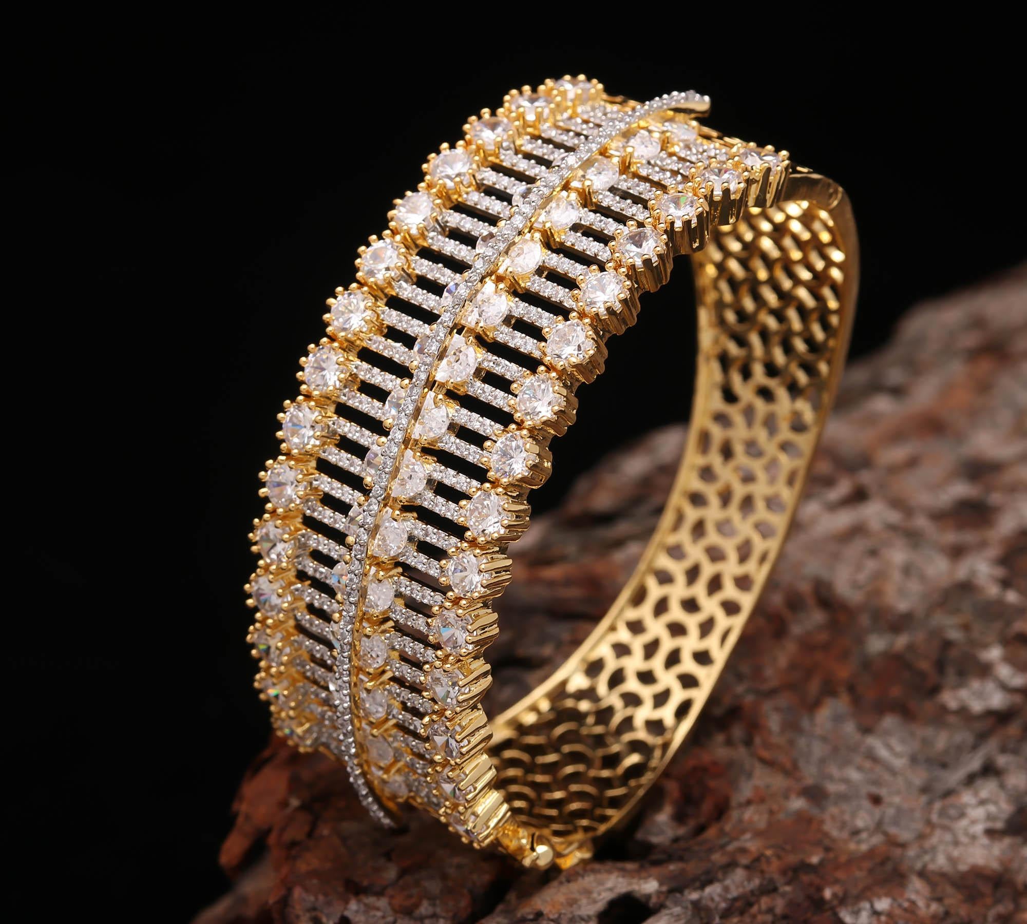 Radiant Gold-Plated Elegant Crystal-Cut Bangle – Glamorous Bridal & Party Jewelry for Women
